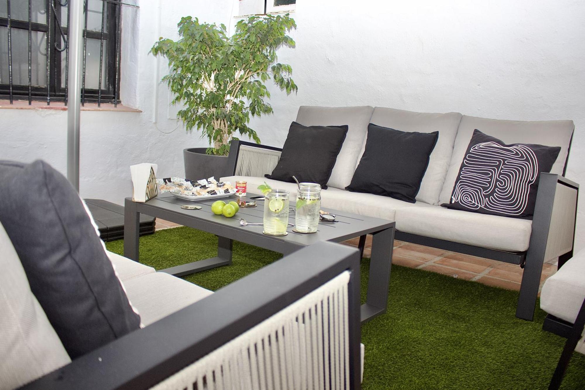 Second Line Puerto Banus Top Floor Apartment มาร์เบยา ภายนอก รูปภาพ