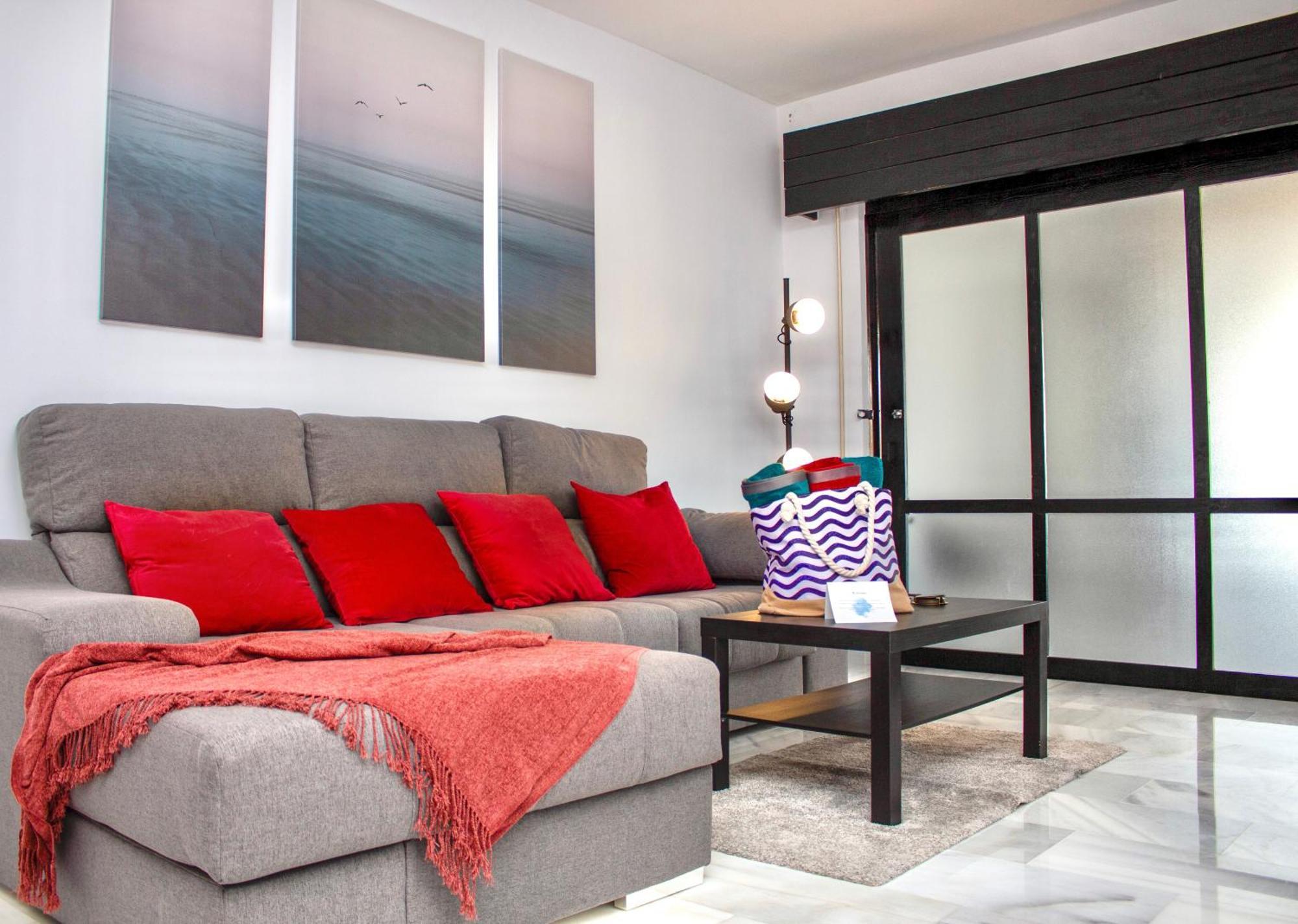 Second Line Puerto Banus Top Floor Apartment มาร์เบยา ภายนอก รูปภาพ