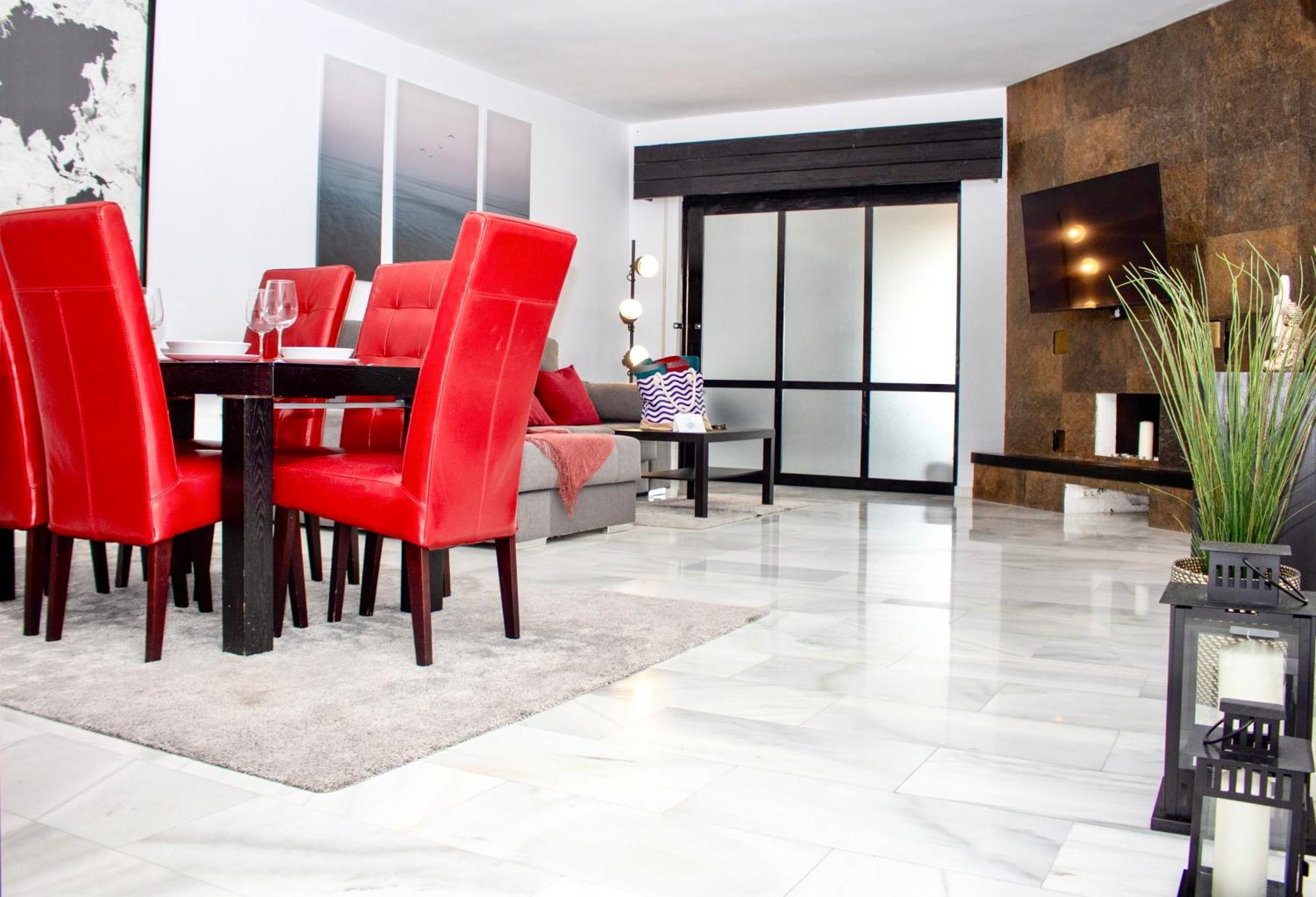 Second Line Puerto Banus Top Floor Apartment มาร์เบยา ภายนอก รูปภาพ